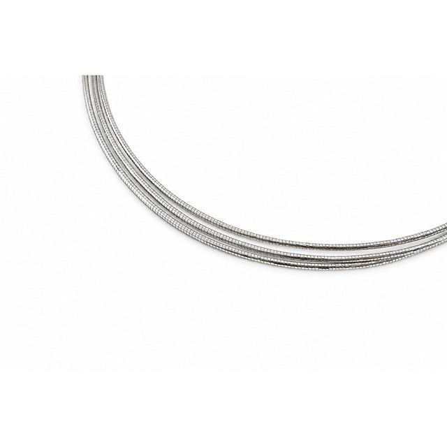 Close-up of the Lumi Trio Layered Snake Chain Anklet