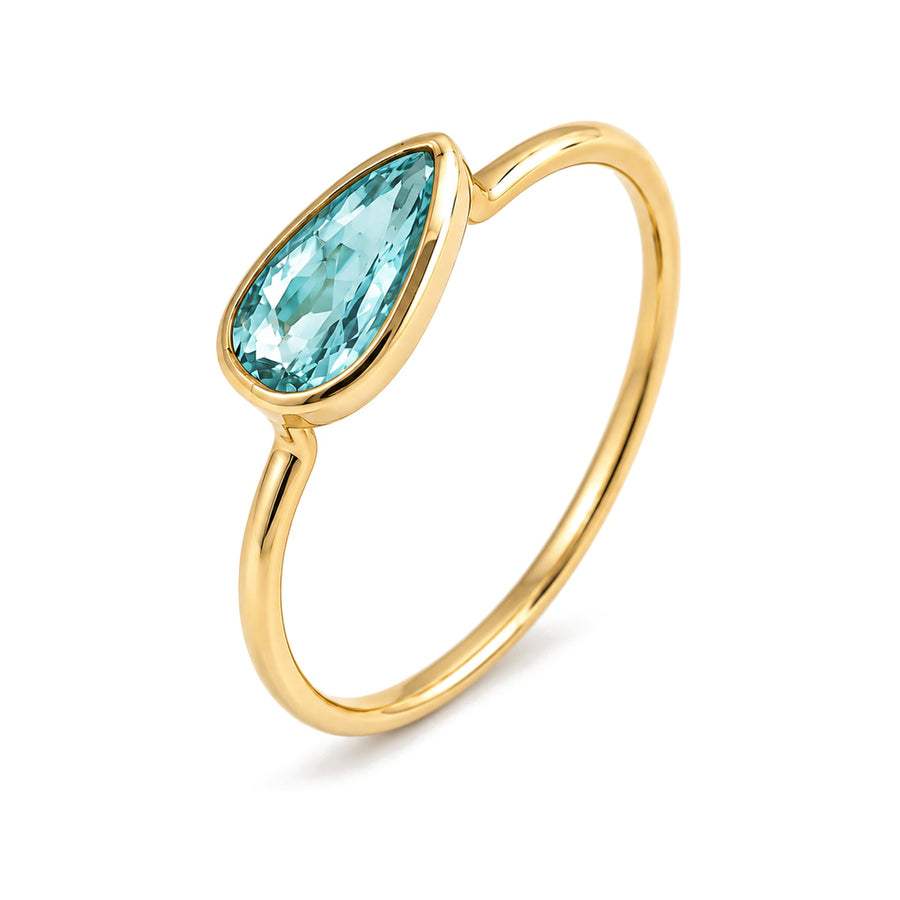 Emerald Teardrop Ring
